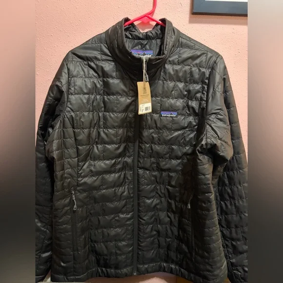 Patagonia Women's Nano Puff® Jacket Black XL NWT - Picture 2 of 4